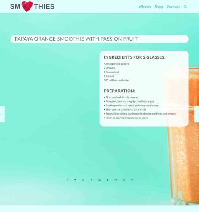 Smoothie à la papaye et à l'orange avec des fruits de la passion